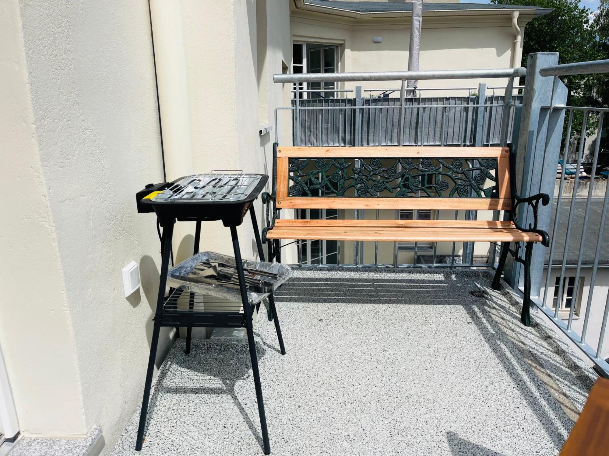 Filmap-Charmant-Modern-Zentral-Balkon-Beamer-Spieletisch Gorlitz Exterior photo